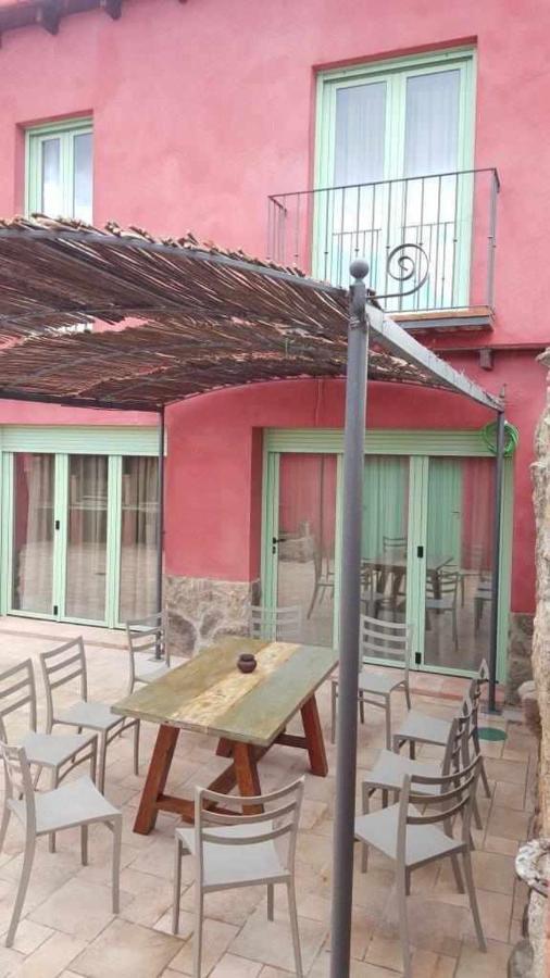 Casa Rural Rojo Del Tietar La Iglesuela ภายนอก รูปภาพ